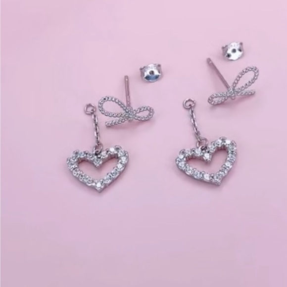 925 Bow & Heart Earrings - Picture 6 of 9
